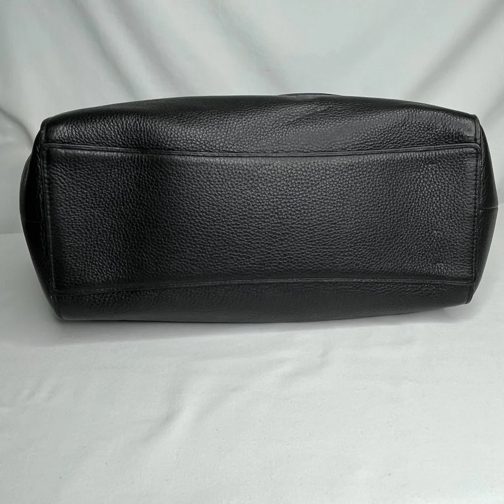 Coach Black Leather Shoulder Bag - Picture 7 of 16